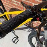 Bicicletta da montagna Eastern Bikes Alpaka 29" leggera, 9 velocità, freni a disco idraulici, sospensione anteriore disponibile in 4 taglie di telaio (21", Giallo) 21 Bicicletta da montagna Eastern Bikes Alpaka 29 leggera 9 velocita freni a disco idraulici sospensione anteriore disponibile in 4 taglie di telaio 21 Giallo 0 4 Bicicletta da montagna Eastern Bikes Alpaka 29" leggera, 9 velocità, freni a disco idraulici, sospensione anteriore disponibile in 4 taglie di telaio (21", Giallo)