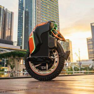 KINGSONG KS-S19 Ciclomotore elettrico, adulto, nero e arancione, motore 3500W, autonomia fino a 150km, 25km/h limitati, pneum - immagine 3